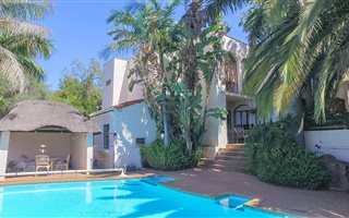 4 Bedroom House in Waterkloof Glen