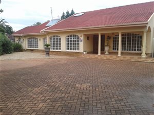 4 Bed House in Flamwood