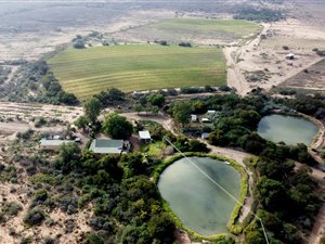 1541 ha Farm in Aberdeen