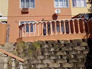 3 Bed House in Newlands East