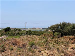 880 m² Land available in Bettys Bay