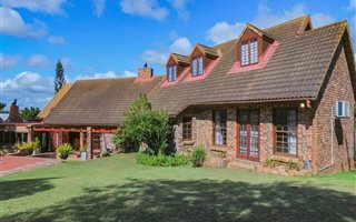5 Bedroom House in Oatlands North