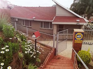 4 Bed House in Parlock