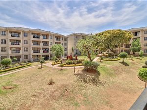 2 Bed Apartment in Noordwyk