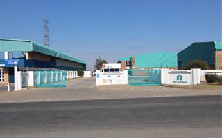 922 m² Commercial space in Wychwood