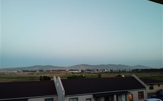 2 Bedroom House in Tableview