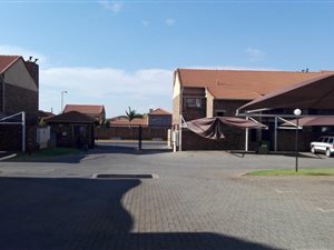 2 Bed Apartment in Sinoville