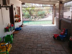 12.9 ha Farm in White River AH