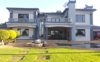 5017 ha Farm in Winternest