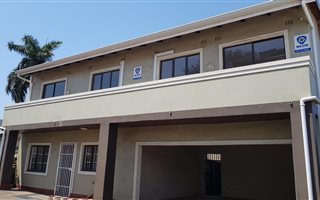 86 m² Commercial space in Overport