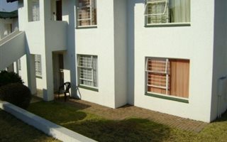 2 Bedroom Cluster in Randpark Ridge