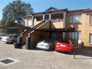 2 Bed Townhouse in Elspark