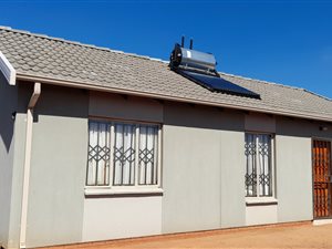 3 Bed House in Rosslyn