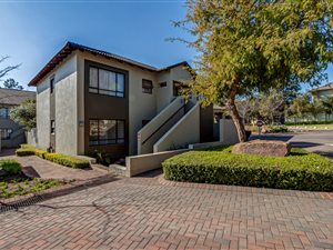 2 Bed Apartment in Broadacres