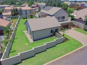 4 Bedroom House in Raslouw Glen