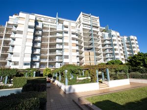 2 Bed Apartment in Morningside