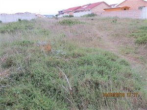 1330 m² Land available in Reebok