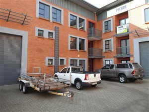 404 m² Industrial space in Hennopspark