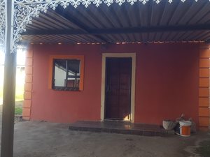 8 Bed House in Edendale
