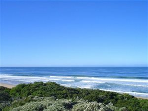 1161 m² Land available in Keurboomstrand