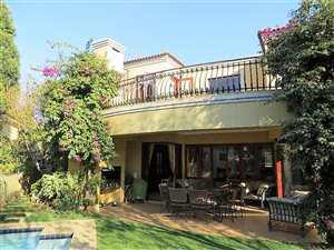 4 Bedroom House in Dainfern Ridge
