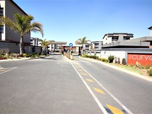 1 Bed Townhouse in Edenglen