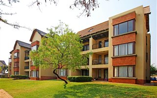 2 Bedroom Apartment in Zambezi Country Estate