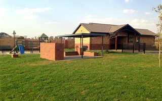 505 m² Land available in Zambezi Manor Estate