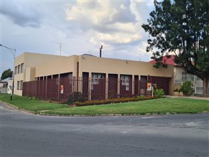 3 Bed House in Krugersdorp Central