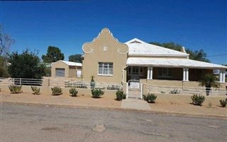 3 Bedroom House in Kenhardt