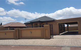3 Bedroom House in Duvha Park