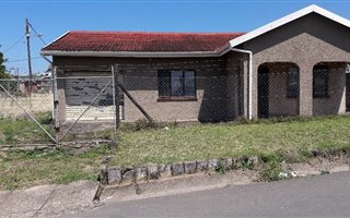 2 Bedroom House in Umlazi
