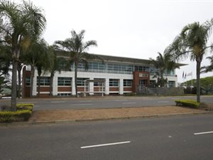 1604 m² Commercial space in Somerset Park