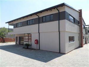 240 m² Industrial space in Halfway Gardens