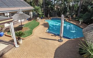 4 Bedroom House in Elma Park