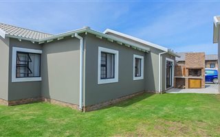 3 Bedroom Townhouse in Salisbury Park