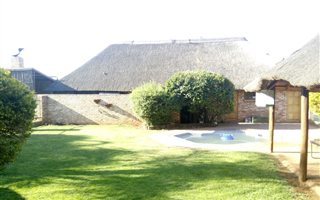 8 Bedroom House in Kameeldrift East