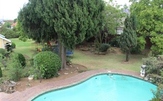 4 Bedroom House in Lombardy East
