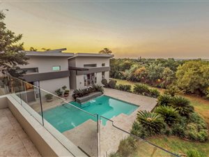 5 Bed House in Eldoraigne