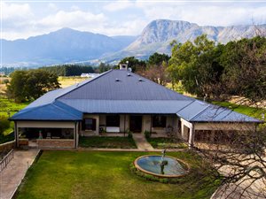 29 ha Farm in Franschhoek