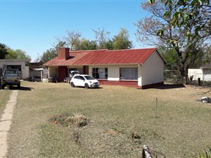3 Bed House in Amajuba Park