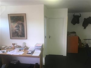 395 m² Commercial space in Red Hill
