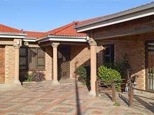 4 Bed House in Osizweni