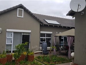 3 Bed House in Midstream Hill