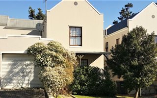 2 Bedroom Townhouse in Welgevonden Estate