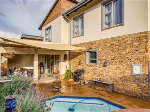 3 Bed House in Pomona