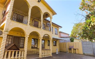 7 Bedroom House in Greenwood Park
