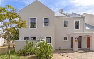 4 Bedroom House in Welgevonden Estate