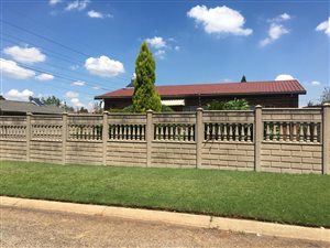 3 Bed House in Claremont