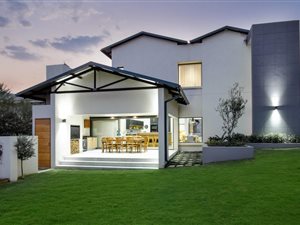 4 Bed House in Waterfall Country Village